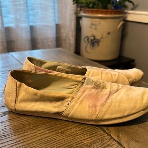 TOMS Tie-Dye Slip-On Shoes, size 10